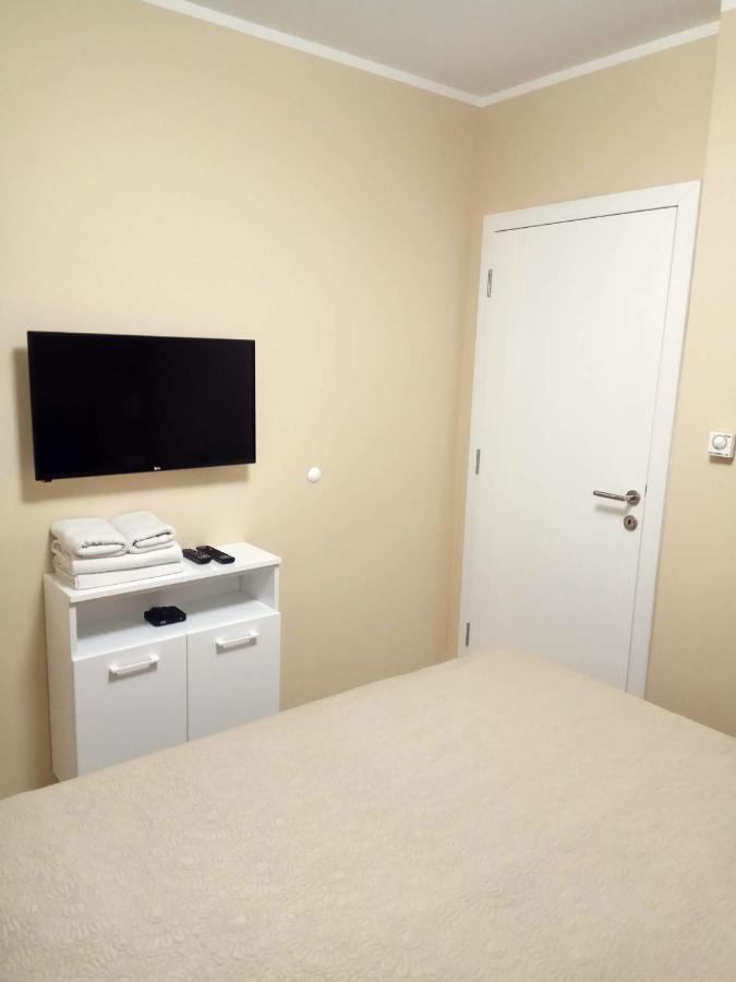Apartment Cherry Gold Zrenjanin Exteriör bild